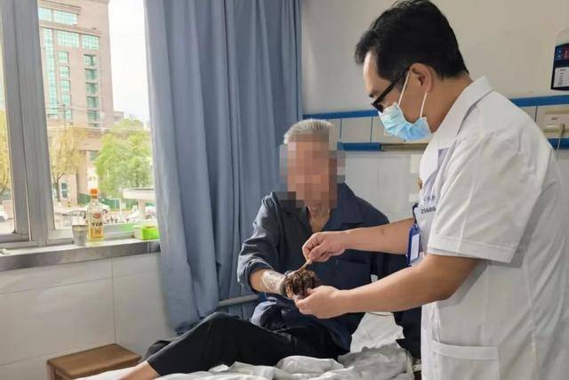 汉中市中心医院已收治20余例！紧急扩散！科学急救指南