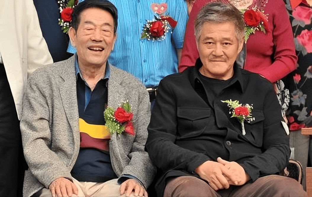 考古|相声大师杨少华去世，前半生穷困潦倒，58岁遇到贵人赵本山才走红，去世前仍在高温天剪彩