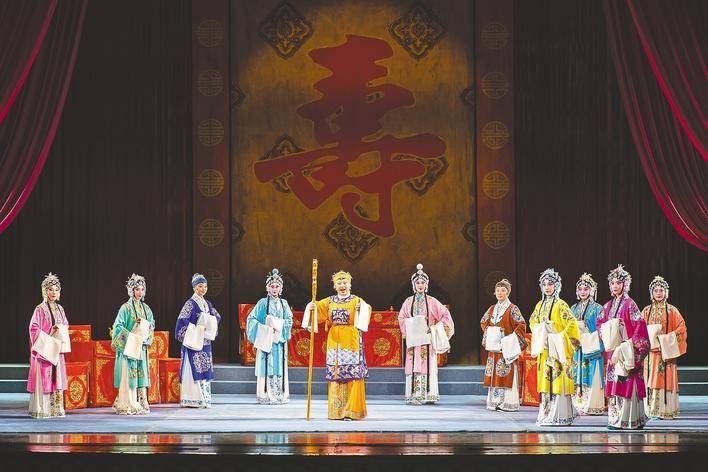 缤纷之美激荡“戏码头”
