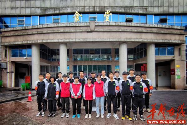 邵阳币四中(邵阳市四中学)