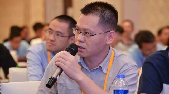 人民币中万测(人民币上的万怎么写)