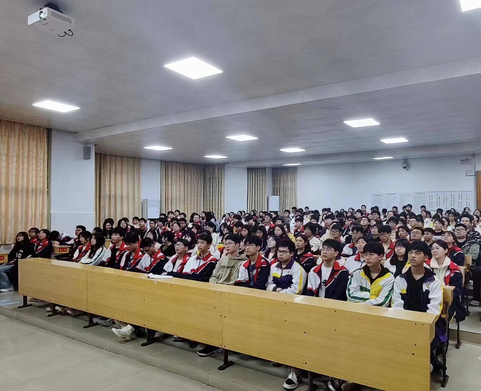 衡阳币五中(衡阳市五中学风好吗)